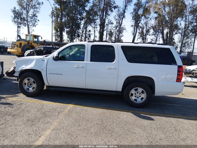Chevrolet Suburban 1500 Lt 2014 1GNSCJE02ER110573 Image 15