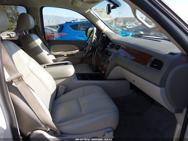 Chevrolet Suburban 1500 Lt 2014 1GNSCJE02ER110573 Image 5