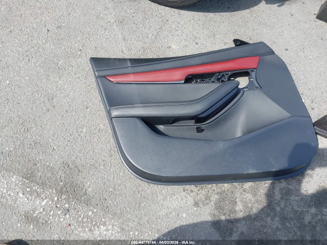 JM1BPAMM1R1716615 Mazda Mazda3 2.5 S Preferred