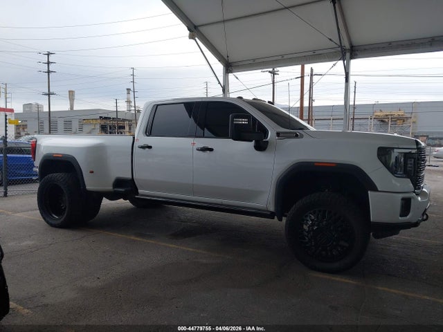 44779755 :رقم المزاد ، 1GT49WEY6NF225925 vin ، 2022 Gmc Sierra 3500hd 4wd  Long Bed Denali مزاد بيع