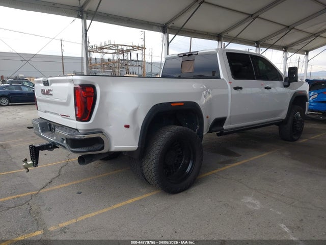 44779755 :رقم المزاد ، 1GT49WEY6NF225925 vin ، 2022 Gmc Sierra 3500hd 4wd  Long Bed Denali مزاد بيع
