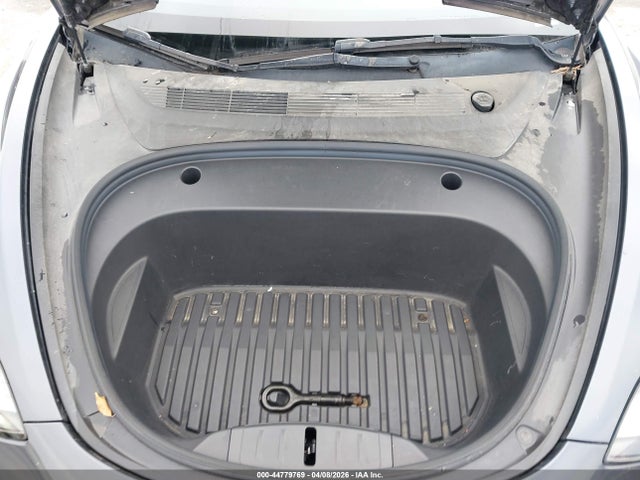 44779769 :رقم المزاد ، 5YJ3E1EB0PF390818 vin ، 2023 Tesla Model 3 Long Range Dual Motor All-wheel Drive مزاد بيع