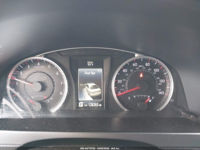 4T1BF1FK6GU266336 Toyota CAMRY SE