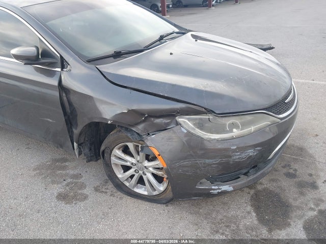 Aukcja sprzedaży 2015 Chrysler 200 Limited, vin: 1C3CCCAB9FN738580, numer aukcji: 44779795
