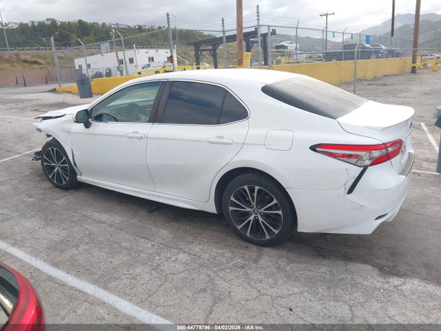 4T1B11HK9JU605299 Toyota CAMRY SE