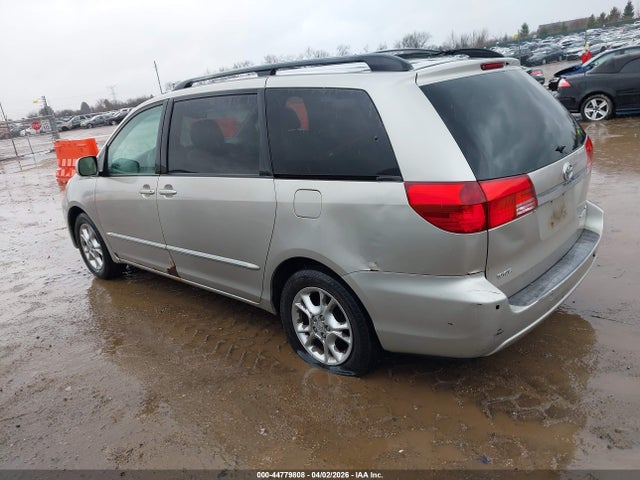 2005 TOYOTA SIENNA 5TDZA22C15S266266 Photo 2