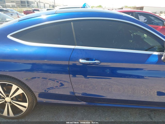 44779835 :رقم المزاد ، WDDWJ4JB6HF335938 vin ، 2017 Mercedes-benz C 300 مزاد بيع
