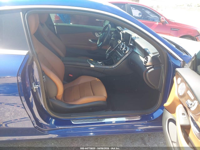 44779835 :رقم المزاد ، WDDWJ4JB6HF335938 vin ، 2017 Mercedes-benz C 300 مزاد بيع