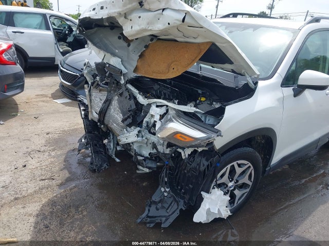 44779871 :رقم المزاد ، JF2SKACC2RH473803 vin ، 2024 Subaru Forester Premium مزاد بيع