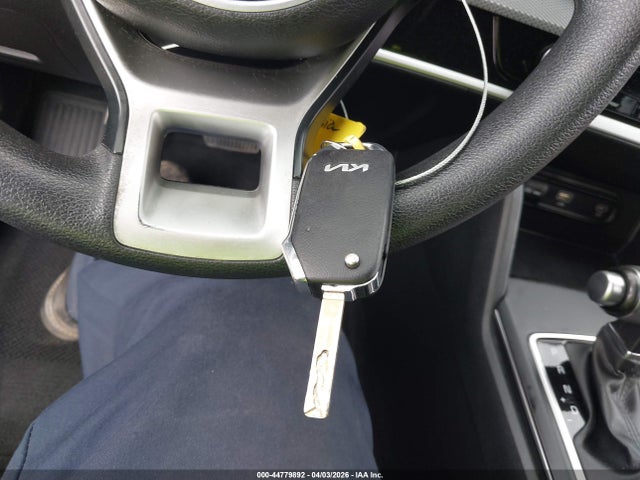 Продажа на аукционе авто 2023 Kia Sportage Lx, vin: KNDPU3AF9P7100865, номер лота: 44779892