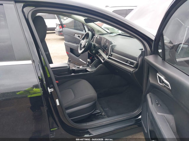 Продажа на аукционе авто 2023 Kia Sportage Lx, vin: KNDPU3AF9P7100865, номер лота: 44779892