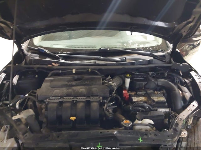44779903 :رقم المزاد ، 3N1AB7AP6JY327032 vin ، 2018 Nissan Sentra S مزاد بيع