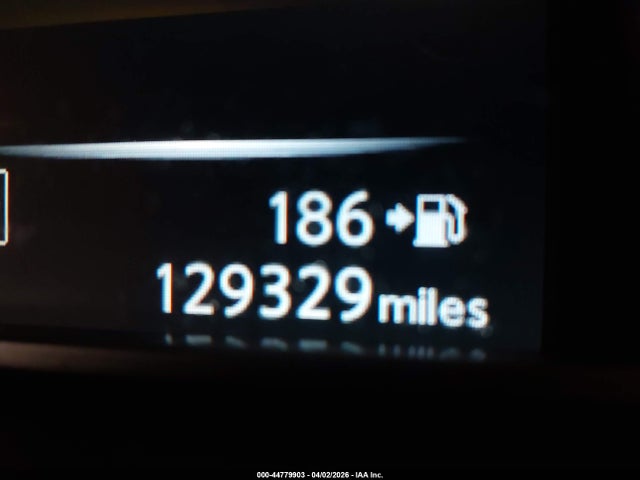 44779903 :رقم المزاد ، 3N1AB7AP6JY327032 vin ، 2018 Nissan Sentra S مزاد بيع