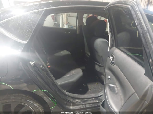 44779903 :رقم المزاد ، 3N1AB7AP6JY327032 vin ، 2018 Nissan Sentra S مزاد بيع