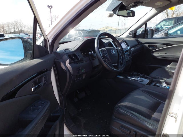 Honda Pilot Elite 2016 5FNYF6H05GB071652 Image 17
