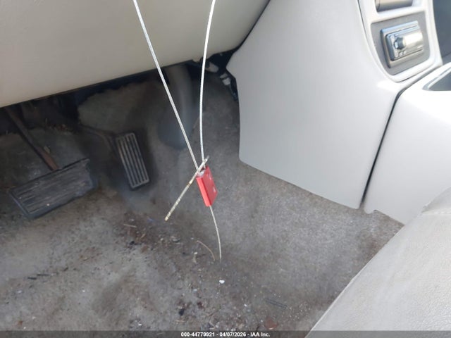 Продаж на аукціоні авто 2002 Chevrolet Tahoe Z71, vin: 1GNEK13ZX2R221336, номер лоту: 44779921