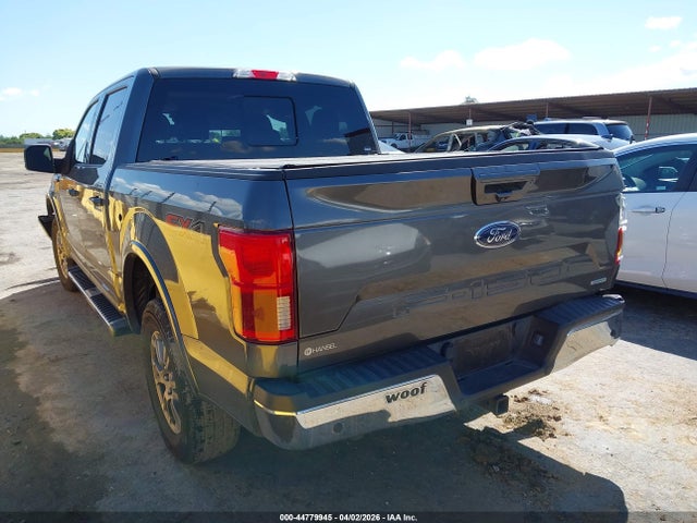 1FTEW1E45KKD82863 Ford F-150 Lariat