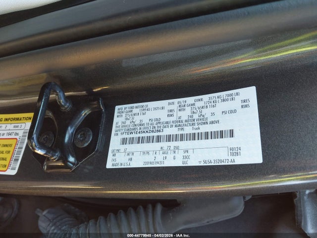 1FTEW1E45KKD82863 Ford F-150 Lariat