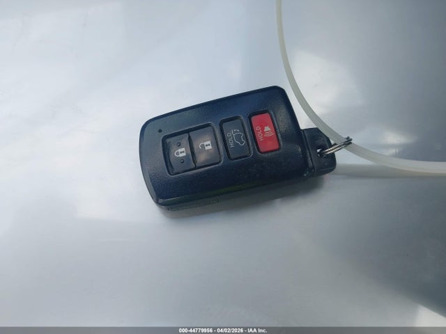 Toyota Rav4 Limited 2016 2T3YFREV7GW250061 Image 11
