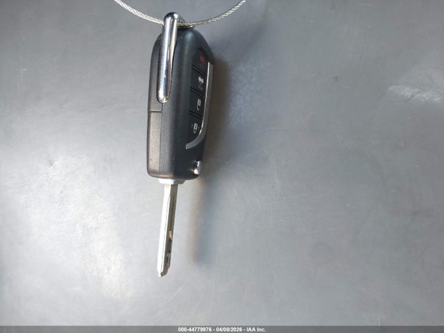 JTDEPMAE7NJ204671 Toyota COROLLA LE