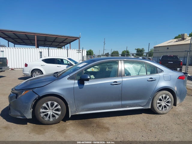 Toyota Corolla Hybrid Le 2022 JTDEAMDE3N3013749 Image 14