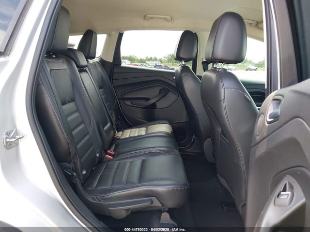 44780023 :رقم المزاد ، 1FMCU0JD0HUE46801 vin ، 2017 Ford Escape Titanium مزاد بيع
