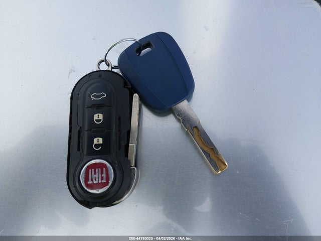 2014 FIAT 500L ZFBCFABH3EZ027400 Photo 10