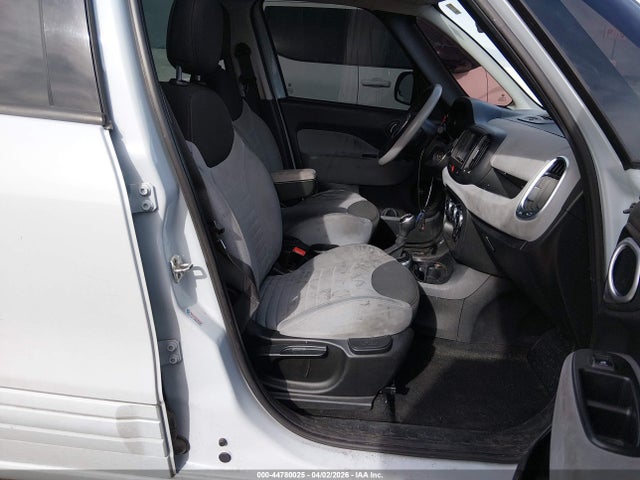 2014 FIAT 500L ZFBCFABH3EZ027400 Photo 4