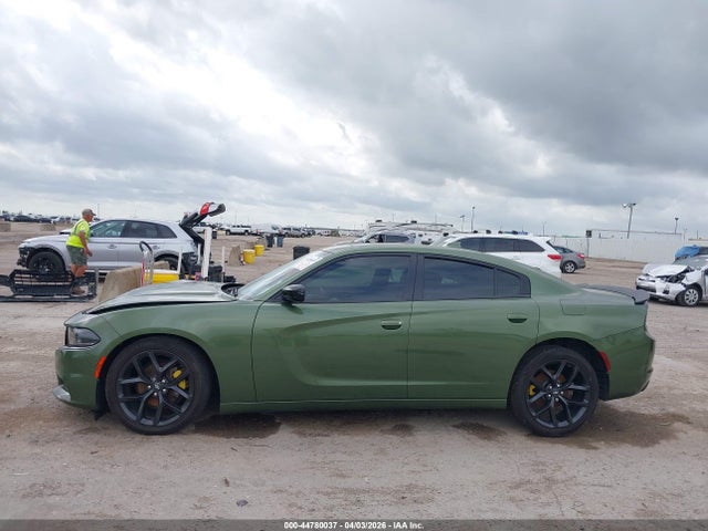 Продаж на аукціоні авто 2022 Dodge Charger Sxt Rwd, vin: 2C3CDXBG9NH153360, номер лоту: 44780037