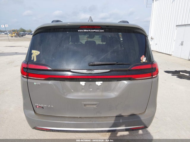 Продаж на аукціоні авто 2022 Chrysler Pacifica Touring L, vin: 2C4RC1BGXNR142173, номер лоту: 44780045