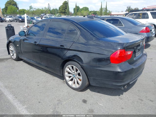 2011 Bmw 328i მანქანა იყიდება აუქციონზე, vin: WBAPH5G52BNM83872, აუქციონის ნომერი: 44780064