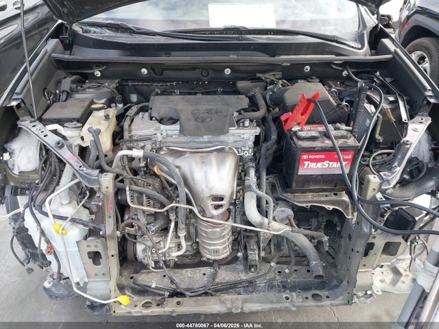 2T3RFREVXJW834918 Toyota Rav4 Adventure