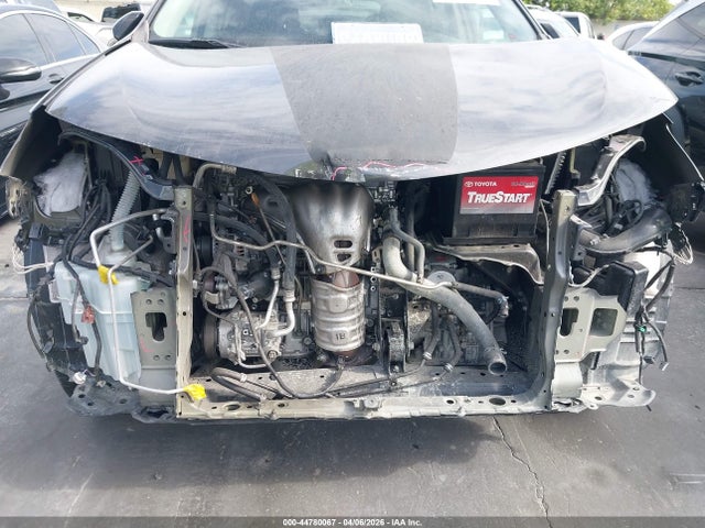 2T3RFREVXJW834918 Toyota Rav4 Adventure