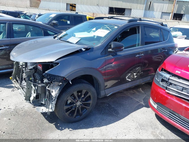 2T3RFREVXJW834918 Toyota Rav4 Adventure