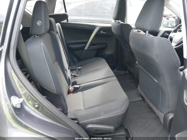 2T3RFREVXJW834918 Toyota Rav4 Adventure