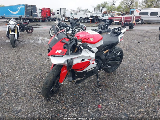 JYARNA3E8TA001865 Yamaha Yzf890