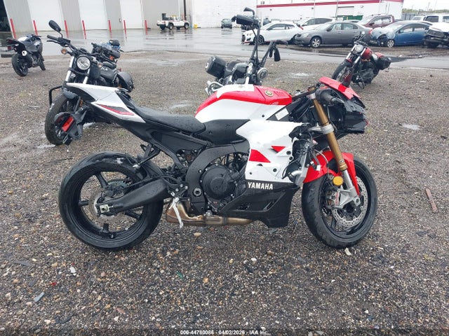 JYARNA3E8TA001865 Yamaha Yzf890