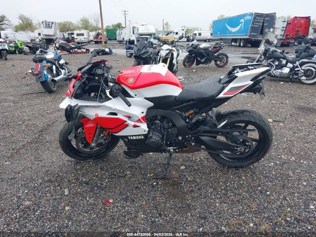 JYARNA3E8TA001865 Yamaha Yzf890