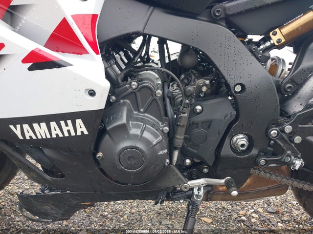 JYARNA3E8TA001865 Yamaha Yzf890