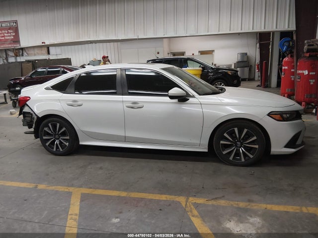 Продажа на аукционе авто 2022 Honda Civic Ex, vin: JHMFE1F76NX008140, номер лота: 44780102