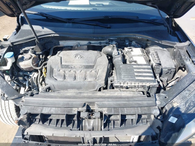 Продаж на аукціоні авто 2018 Volkswagen Tiguan 2.0t Se/2.0t Sel, vin: 3VV2B7AX3JM149963, номер лоту: 44780120