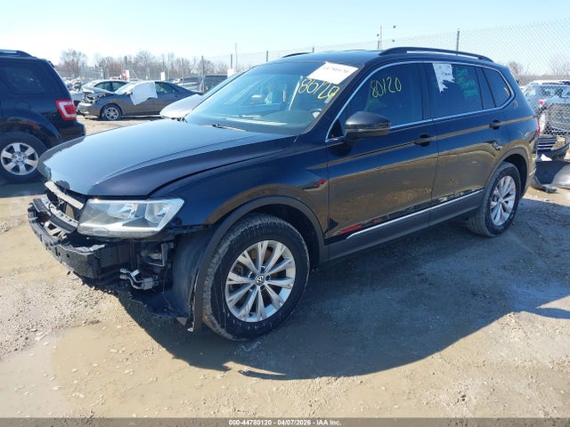 Продаж на аукціоні авто 2018 Volkswagen Tiguan 2.0t Se/2.0t Sel, vin: 3VV2B7AX3JM149963, номер лоту: 44780120