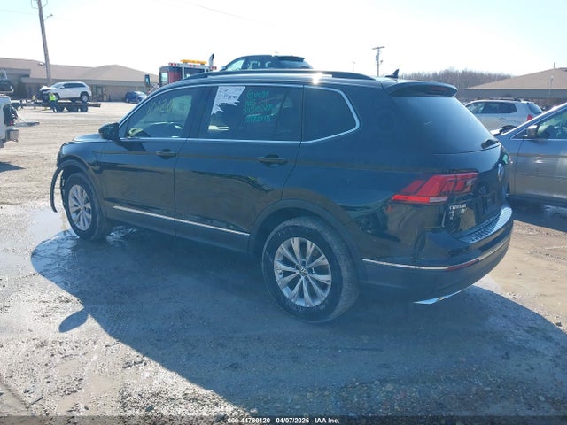 Продаж на аукціоні авто 2018 Volkswagen Tiguan 2.0t Se/2.0t Sel, vin: 3VV2B7AX3JM149963, номер лоту: 44780120