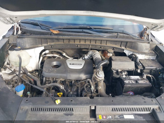 KM8J33A27HU543486 Hyundai Tucson Night