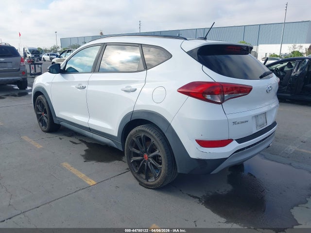 KM8J33A27HU543486 Hyundai Tucson Night
