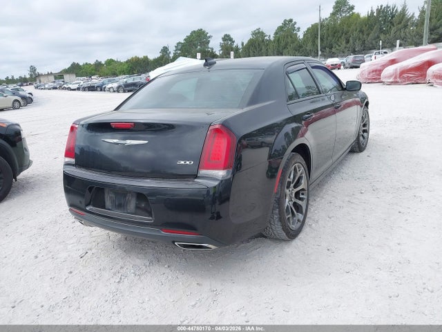 44780170 :رقم المزاد ، 2C3CCAAG5JH331812 vin ، 2018 Chrysler 300 Touring مزاد بيع