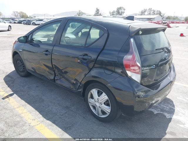 JTDKDTB38F1579490 Toyota Prius C Two