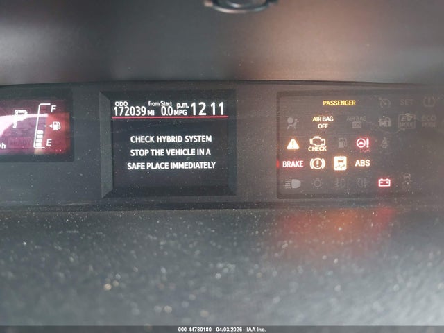 JTDKDTB38F1579490 Toyota Prius C Two