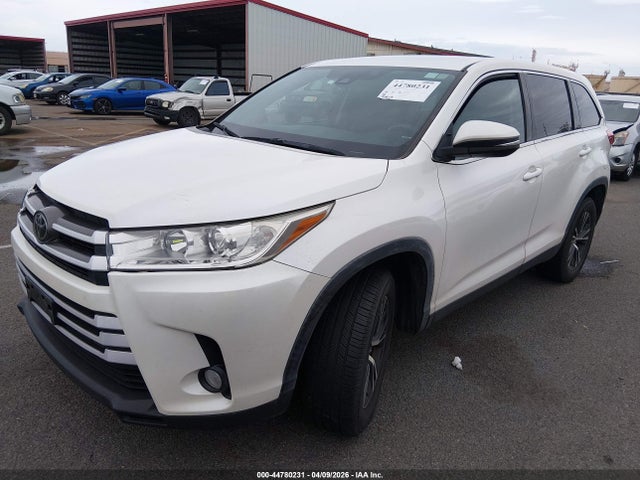 2019 Toyota Highlander Le მანქანა იყიდება აუქციონზე, vin: 5TDZZRFH3KS318144, აუქციონის ნომერი: 44780231