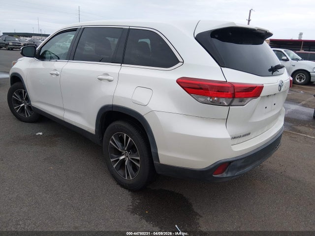 2019 Toyota Highlander Le მანქანა იყიდება აუქციონზე, vin: 5TDZZRFH3KS318144, აუქციონის ნომერი: 44780231